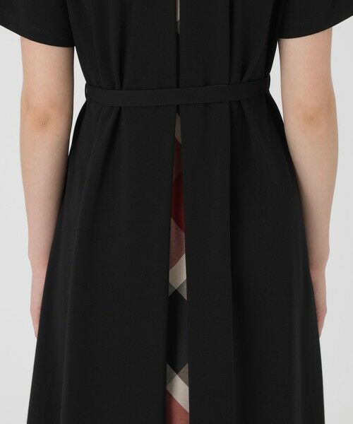 BLUE LABEL / BLACK LABEL CRESTBRIDGE / ブルーレーベル / ブラックレーベル・クレストブリッジ  ドレス | 【接触冷感】【抗菌防臭】【UVカット】【吸水速乾】コンパクトポンチドレス | 詳細5