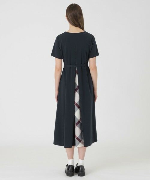 BLUE LABEL / BLACK LABEL CRESTBRIDGE / ブルーレーベル / ブラックレーベル・クレストブリッジ  ドレス | 【接触冷感】【抗菌防臭】【UVカット】【吸水速乾】コンパクトポンチドレス | 詳細17