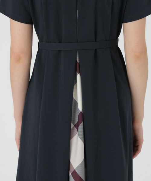 BLUE LABEL / BLACK LABEL CRESTBRIDGE / ブルーレーベル / ブラックレーベル・クレストブリッジ  ドレス | 【接触冷感】【抗菌防臭】【UVカット】【吸水速乾】コンパクトポンチドレス | 詳細19