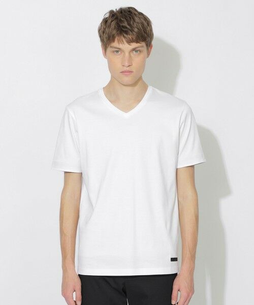 BLUE LABEL / BLACK LABEL CRESTBRIDGE / ブルーレーベル / ブラックレーベル・クレストブリッジ  カットソー | 【WEB限定】マーセライズVネックTシャツ（オフホワイト1）