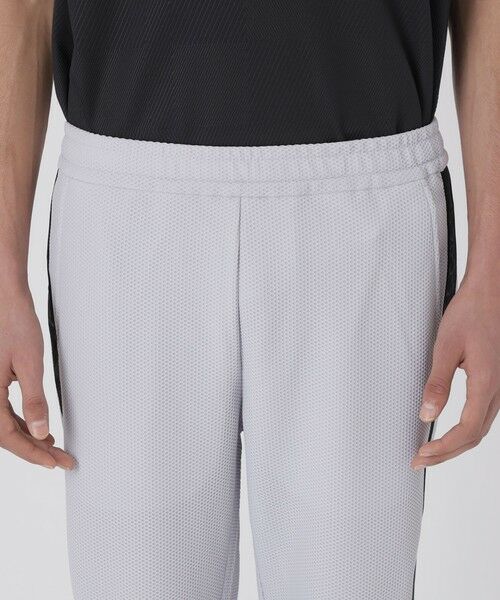 BLUE LABEL / BLACK LABEL CRESTBRIDGE / ブルーレーベル / ブラックレーベル・クレストブリッジ  その他パンツ | 【BLACK lab.】ブリーズメッシュトラックパンツ | 詳細4