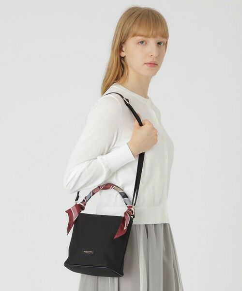 BLUE LABEL / BLACK LABEL CRESTBRIDGE / ブルーレーベル / ブラックレーベル・クレストブリッジ  ショルダーバッグ | スカーフミニバケットバッグ | 詳細1
