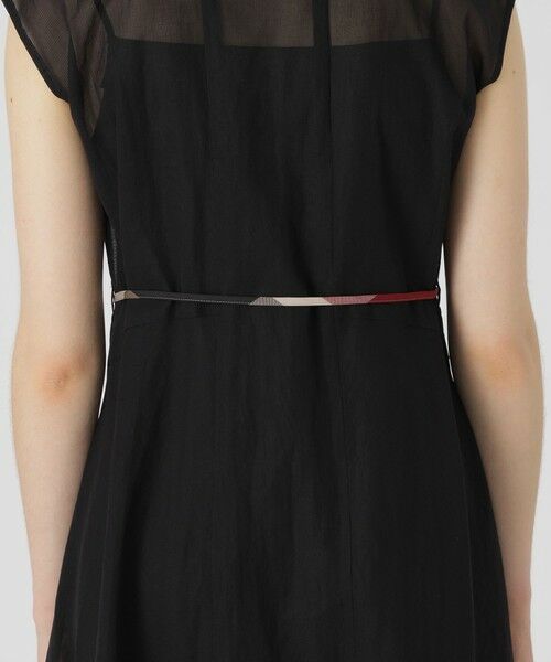 BLUE LABEL / BLACK LABEL CRESTBRIDGE / ブルーレーベル / ブラックレーベル・クレストブリッジ  ドレス | 【店舗限定】シアーストライプノースリーブドレス | 詳細4