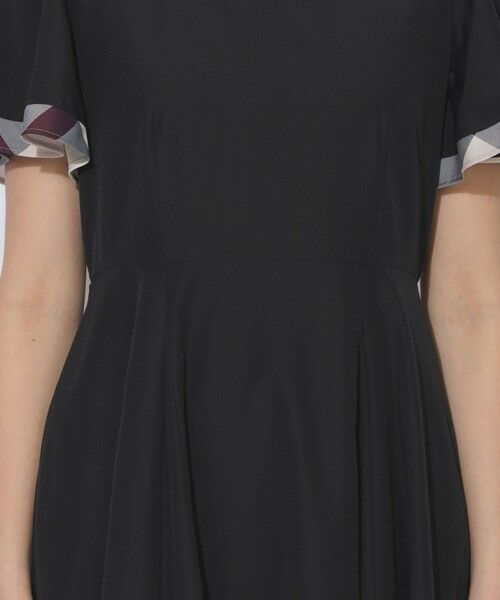 BLUE LABEL / BLACK LABEL CRESTBRIDGE / ブルーレーベル / ブラックレーベル・クレストブリッジ  ドレス | 【WEB限定】ライトタンブラーVネックドレス | 詳細3