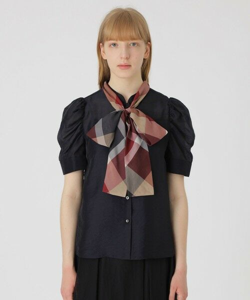 BLUE LABEL / BLACK LABEL CRESTBRIDGE / ブルーレーベル / ブラックレーベル・クレストブリッジ  シャツ・ブラウス | 【店舗限定】ボリュームスリーブリボンブラウス | 詳細18