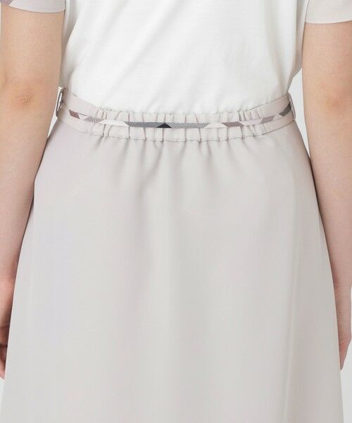 BLUE LABEL / BLACK LABEL CRESTBRIDGE / ブルーレーベル / ブラックレーベル・クレストブリッジ  ミニ・ひざ丈スカート | ツイルストレッチイレギュラーヘムスカート | 詳細11