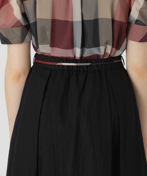 BLUE LABEL / BLACK LABEL CRESTBRIDGE / ブルーレーベル / ブラックレーベル・クレストブリッジ  ミニ・ひざ丈スカート | 【店舗限定】シアーストライプフレアスカート | 詳細5