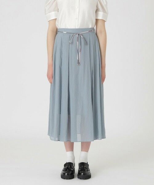 BLUE LABEL / BLACK LABEL CRESTBRIDGE / ブルーレーベル / ブラックレーベル・クレストブリッジ  ミニ・ひざ丈スカート | 【店舗限定】シアーストライプフレアスカート（サックス3）