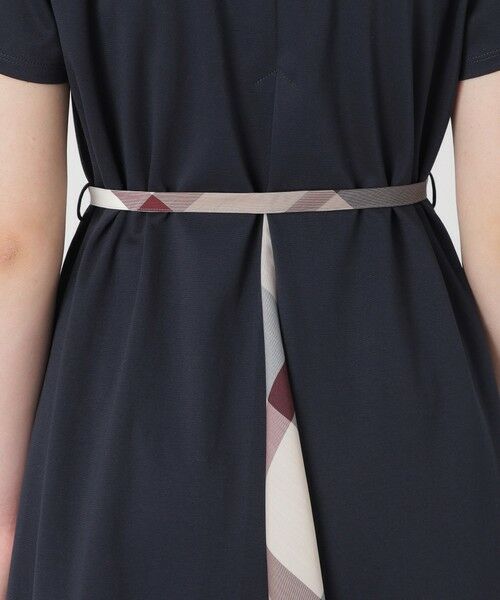 BLUE LABEL / BLACK LABEL CRESTBRIDGE / ブルーレーベル / ブラックレーベル・クレストブリッジ  ドレス | 【一部店舗限定】ハイゲージポンチカラーネックドレス | 詳細16