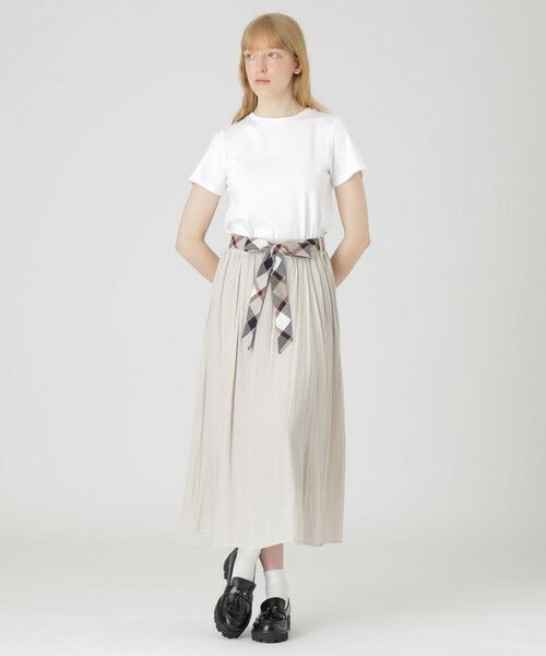 BLUE LABEL / BLACK LABEL CRESTBRIDGE / ブルーレーベル / ブラックレーベル・クレストブリッジ  ミニ・ひざ丈スカート | 【一部店舗限定】シルキークロスフレアスカート | 詳細1