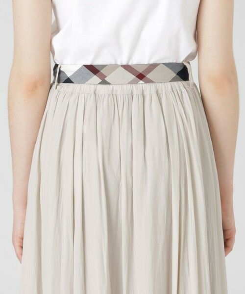 BLUE LABEL / BLACK LABEL CRESTBRIDGE / ブルーレーベル / ブラックレーベル・クレストブリッジ  ミニ・ひざ丈スカート | 【一部店舗限定】シルキークロスフレアスカート | 詳細5