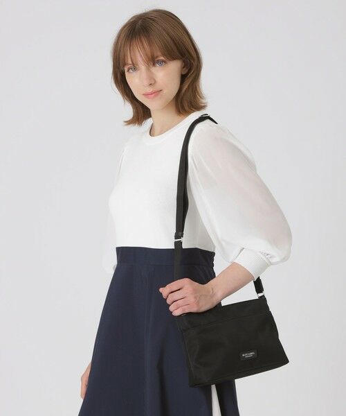 BLUE LABEL / BLACK LABEL CRESTBRIDGE / ブルーレーベル / ブラックレーベル・クレストブリッジ  ショルダーバッグ | 【BLACK OF BLACKs】ブラックナイロンミニショルダー | 詳細1