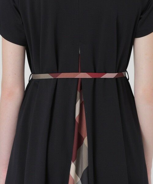 BLUE LABEL / BLACK LABEL CRESTBRIDGE / ブルーレーベル / ブラックレーベル・クレストブリッジ ドレス | 【一部店舗限定】ハイゲージポンチカラーネックドレス | 詳細4