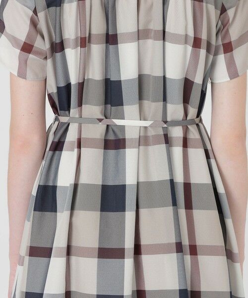 BLUE LABEL / BLACK LABEL CRESTBRIDGE / ブルーレーベル / ブラックレーベル・クレストブリッジ ドレス | 【一部店舗限定】クレストブリッジチェックカラミクロスドレス | 詳細10