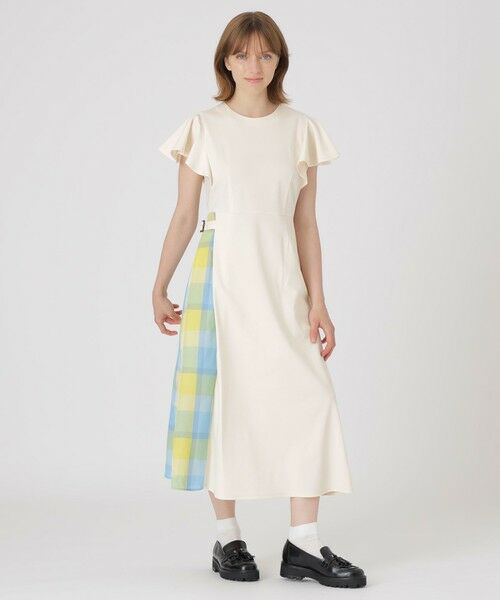 BLUE LABEL / BLACK LABEL CRESTBRIDGE / ブルーレーベル / ブラックレーベル・クレストブリッジ  ドレス | 【一部店舗限定】ハイゲージポンチパーシャルチェックドレス（ホワイト）
