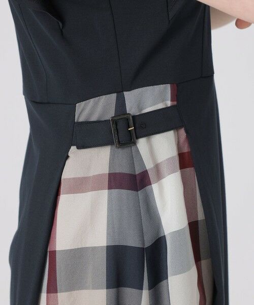 BLUE LABEL / BLACK LABEL CRESTBRIDGE / ブルーレーベル / ブラックレーベル・クレストブリッジ  ドレス | 【一部店舗限定】ハイゲージポンチパーシャルチェックドレス | 詳細17