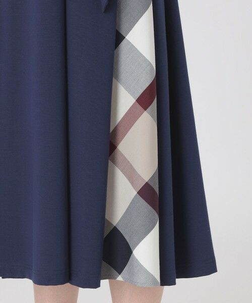 BLUE LABEL / BLACK LABEL CRESTBRIDGE / ブルーレーベル / ブラックレーベル・クレストブリッジ ドレス | 【一部店舗限定】シルケットポンチドレス | 詳細15