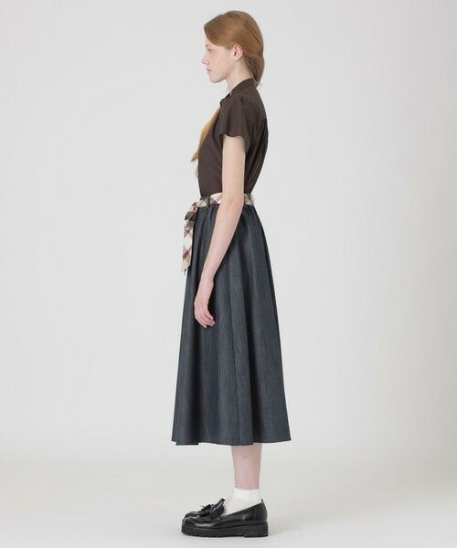 BLUE LABEL / BLACK LABEL CRESTBRIDGE / ブルーレーベル / ブラックレーベル・クレストブリッジ  ミニ・ひざ丈スカート | 【一部店舗限定】スラブシャンブレースカート | 詳細2