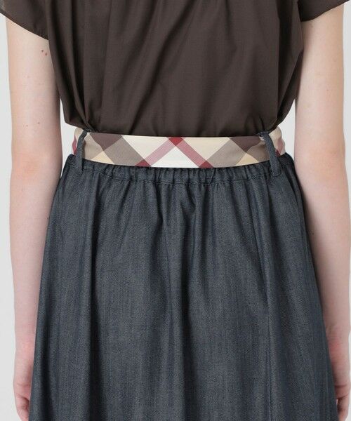 BLUE LABEL / BLACK LABEL CRESTBRIDGE / ブルーレーベル / ブラックレーベル・クレストブリッジ  ミニ・ひざ丈スカート | 【一部店舗限定】スラブシャンブレースカート | 詳細5