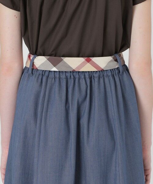 BLUE LABEL / BLACK LABEL CRESTBRIDGE / ブルーレーベル / ブラックレーベル・クレストブリッジ  ミニ・ひざ丈スカート | 【一部店舗限定】スラブシャンブレースカート | 詳細12