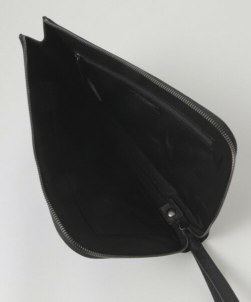 BLUE LABEL / BLACK LABEL CRESTBRIDGE / ブルーレーベル / ブラックレーベル・クレストブリッジ  ショルダーバッグ | エンボスチェックスクエアクラッチバッグ | 詳細2
