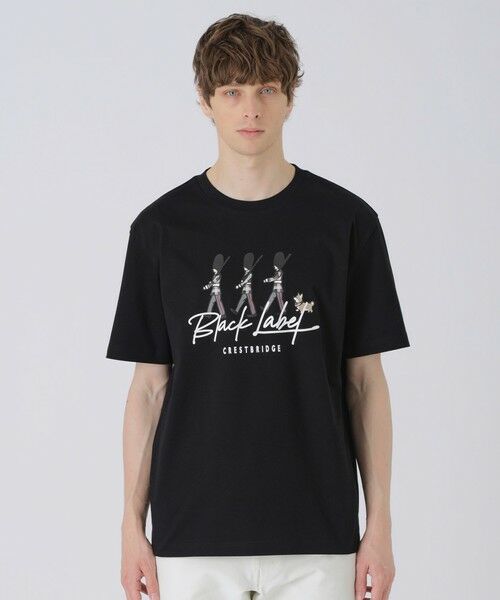 BLUE LABEL / BLACK LABEL CRESTBRIDGE / ブルーレーベル / ブラックレーベル・クレストブリッジ  カットソー | 【一部店舗限定】ガーズマングラフィックTシャツ（ブラック）