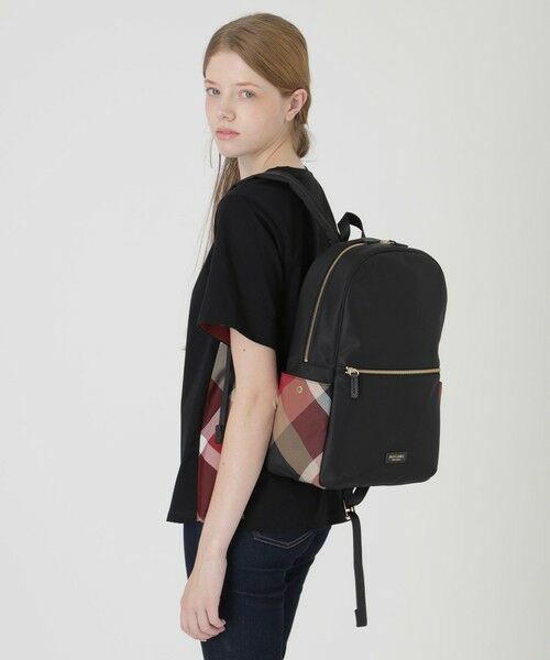 BLUE LABEL / BLACK LABEL CRESTBRIDGE / ブルーレーベル / ブラックレーベル・クレストブリッジ  ショルダーバッグ | パーシャルクレストブリッジチェックナイロンバックパック | 詳細1