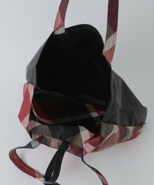 BLUE LABEL / BLACK LABEL CRESTBRIDGE / ブルーレーベル / ブラックレーベル・クレストブリッジ  ショルダーバッグ | パーシャルクレストブリッジチェックエコバッグ | 詳細2
