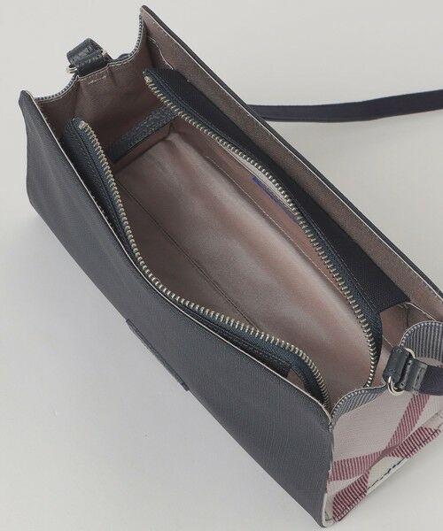 BLUE LABEL / BLACK LABEL CRESTBRIDGE / ブルーレーベル / ブラックレーベル・クレストブリッジ  ショルダーバッグ | パーシャルクレストブリッジチェックPVCミニショルダー | 詳細10