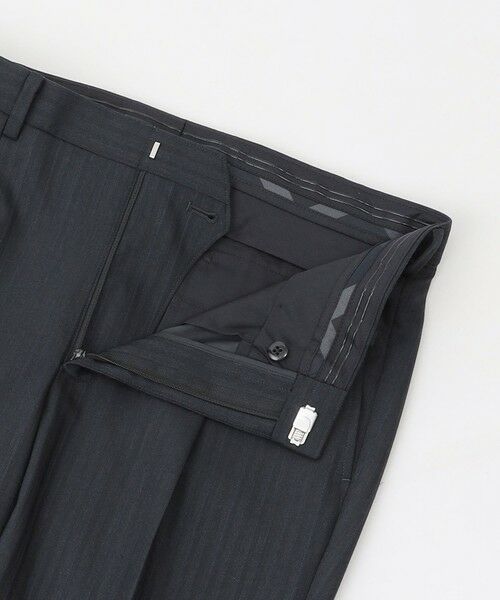 BLUE LABEL / BLACK LABEL CRESTBRIDGE / ブルーレーベル / ブラックレーベル・クレストブリッジ セットアップ | MIYUKIヘップバーングレーTOPシャドーヘリンボーンスーツ | 詳細6