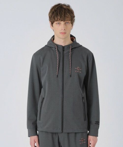 BLUE LABEL / BLACK LABEL CRESTBRIDGE / ブルーレーベル / ブラックレーベル・クレストブリッジ カットソー | 【WEB・一部店舗限定】【UMBRO】クレストブリッジチェックコンビトラックパーカー | 詳細2