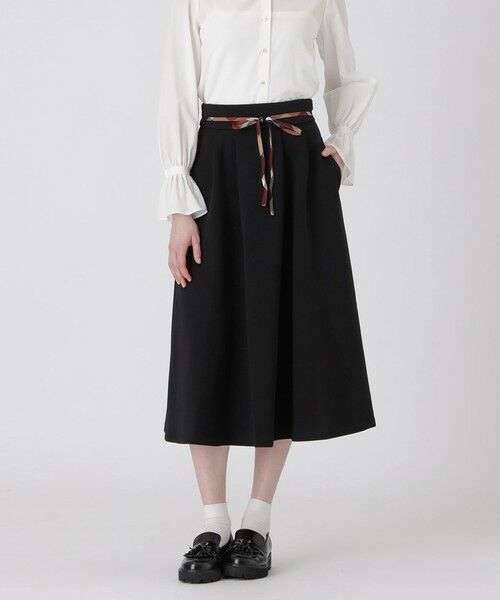 BLUE LABEL / BLACK LABEL CRESTBRIDGE / ブルーレーベル / ブラックレーベル・クレストブリッジ  ミニ・ひざ丈スカート | ダンボールフレアスカート（ブラック）