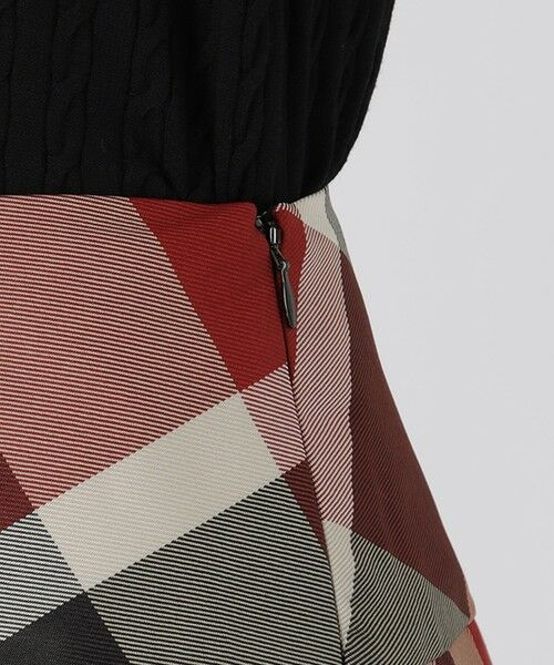 BLUE LABEL / BLACK LABEL CRESTBRIDGE / ブルーレーベル / ブラックレーベル・クレストブリッジ  ミニ・ひざ丈スカート | クレストブリッジチェックポリエステルビエラプリーツスカート | 詳細6