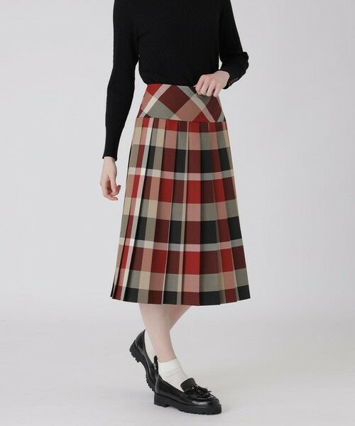 BLUE LABEL / BLACK LABEL CRESTBRIDGE / ブルーレーベル / ブラックレーベル・クレストブリッジ  ミニ・ひざ丈スカート | クレストブリッジチェックポリエステルビエラプリーツスカート（レッド1）