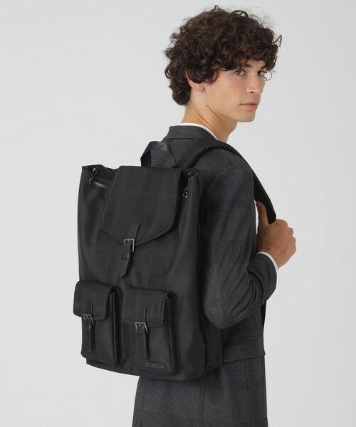 BLUE LABEL / BLACK LABEL CRESTBRIDGE / ブルーレーベル / ブラックレーベル・クレストブリッジ  ショルダーバッグ | シャドークレストブリッジチェックフラップバックパック | 詳細1