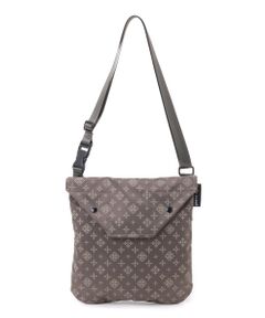 ＊＊Daily russet / デイリーラシット メッセンジャーバッグ・ウエストポーチ | 裏張りナイロンフラップサコッシュ