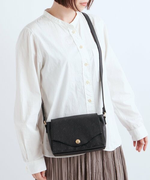 セール フェイクレザー型押し フラップ財布ショルダーバッグ ショルダーバッグ Daily Russet デイリーラシット ファッション通販 タカシマヤファッションスクエア