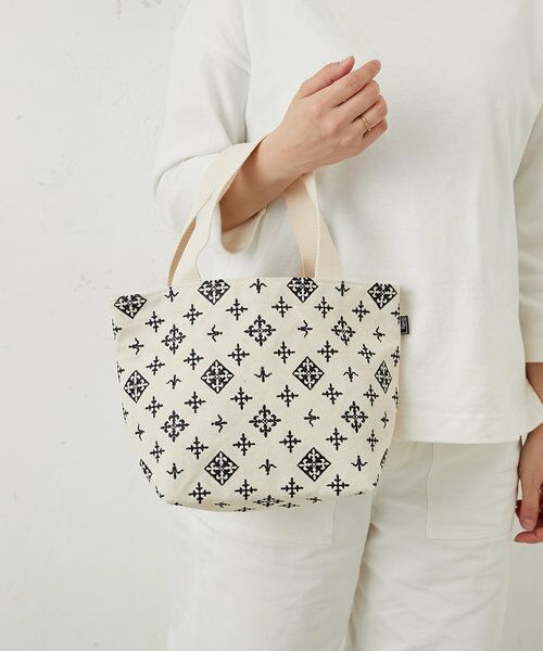 トート バッグ 刺繍の人気商品 通販 価格比較 価格 Com