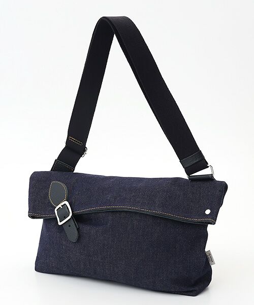 スタイリング 全身もしくは全身に近い画像