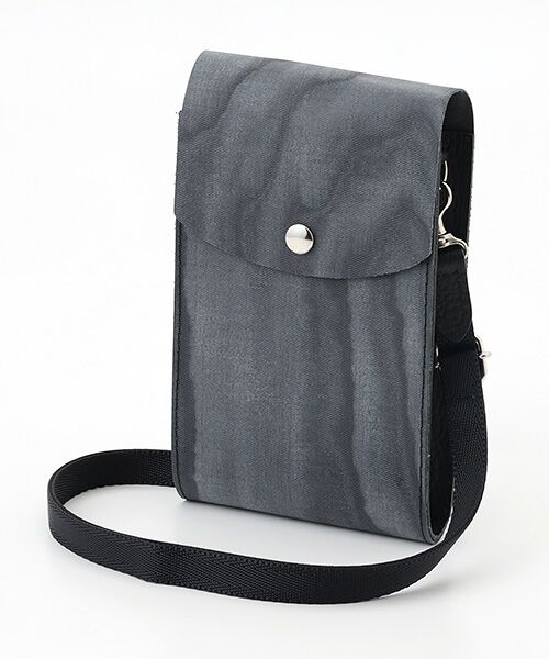 Denim Denim Denim / デニム デニム デニム モバイルケース | スマホサコッシュM（ブラック）