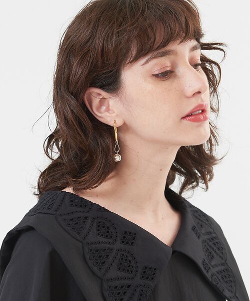 DESIGNWORKS / デザインワークス ピアス・イヤリング | ADER Bijoux. BEAUTE バイカラー アシンメトリー ピアス | 詳細7