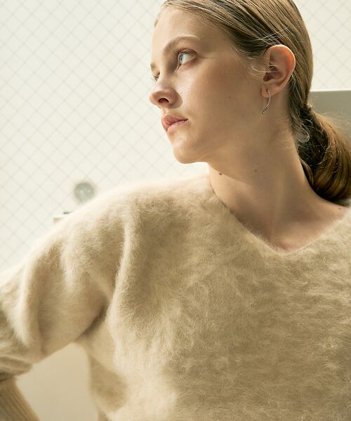 DESIGNWORKS / デザインワークス ニット・セーター | ファー加工Vネックニット | 詳細15