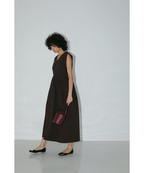 DESIGNWORKS / デザインワークス ワンピース | コットンサブレＶネックノースリーブワンピース | 詳細12