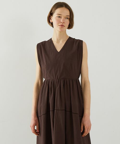 DESIGNWORKS / デザインワークス ワンピース | コットンサブレＶネックノースリーブワンピース | 詳細6