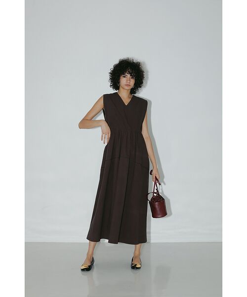 DESIGNWORKS / デザインワークス ワンピース | コットンサブレＶネックノースリーブワンピース | 詳細9