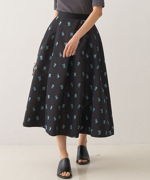 DESIGNWORKS / デザインワークス ロング・マキシ丈スカート | フラワージャガードタックスカート(ダークブラウン)