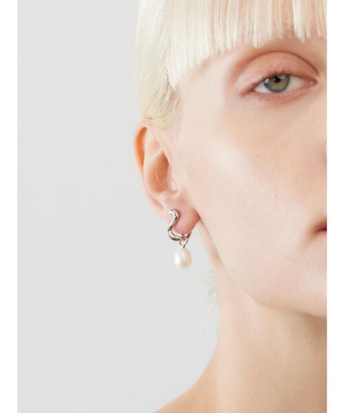 DESIGNWORKS / デザインワークス ピアス・イヤリング | 【MARIA BLACK/マリアブラック 】Lngebro Huggie Sil（シルバー）