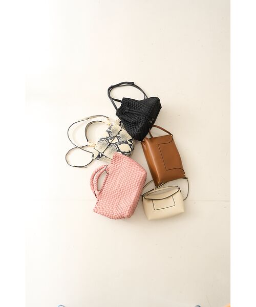 ショルダーバッグ・ポシェット PENELOPE SLOUCH BAG The Penelope Slouch Bag by Wandler | Andrews