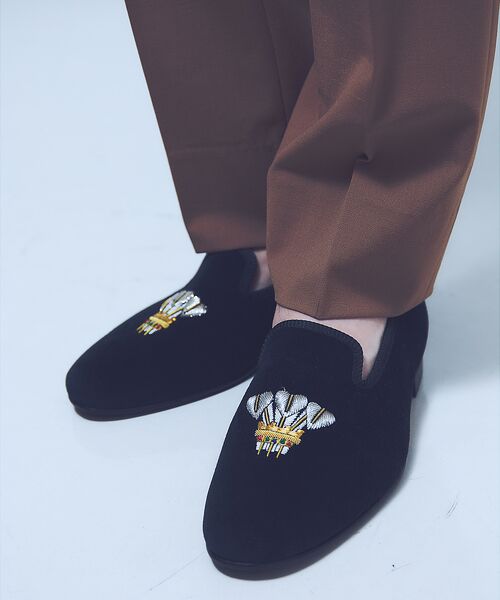 DESIGNWORKS / デザインワークス フラットシューズ | 【別注】Tricker’s Churchill ベルベット シューズ | 詳細15