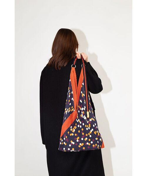 DESIGNWORKS / デザインワークス ショルダーバッグ | 【MULTITUDES / マルチチューズ】Y BAG　プリーツショルダーバッグ | 詳細6